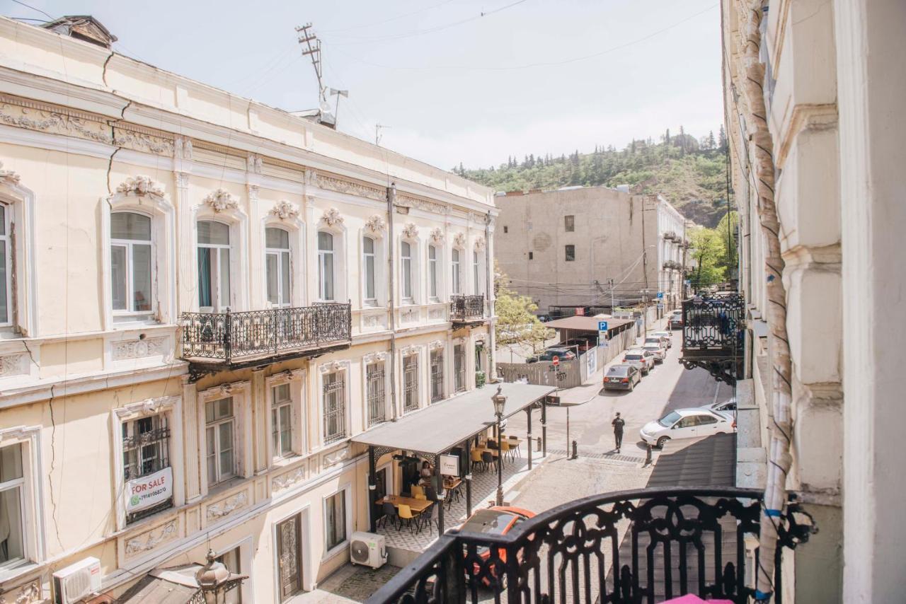 Heart Of Downtown Freedom Square Apartment Tbilisi Exterior photo